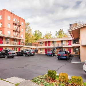 Econo Center Portland